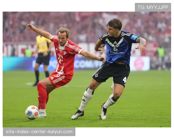 波尔津执教汉堡首战德甲 传控教练改打三后卫防反